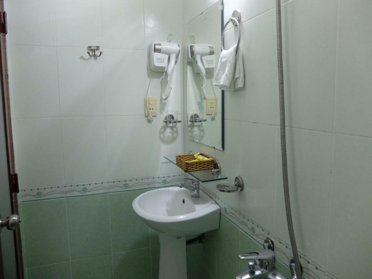 Ngoc Linh Hotel Ho Chi Minh-staden Exteriör bild